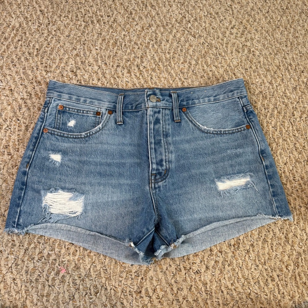 Madewell Relaxed Light Denim Shorts Distressed Button Fly Blue Size 29 High Rise